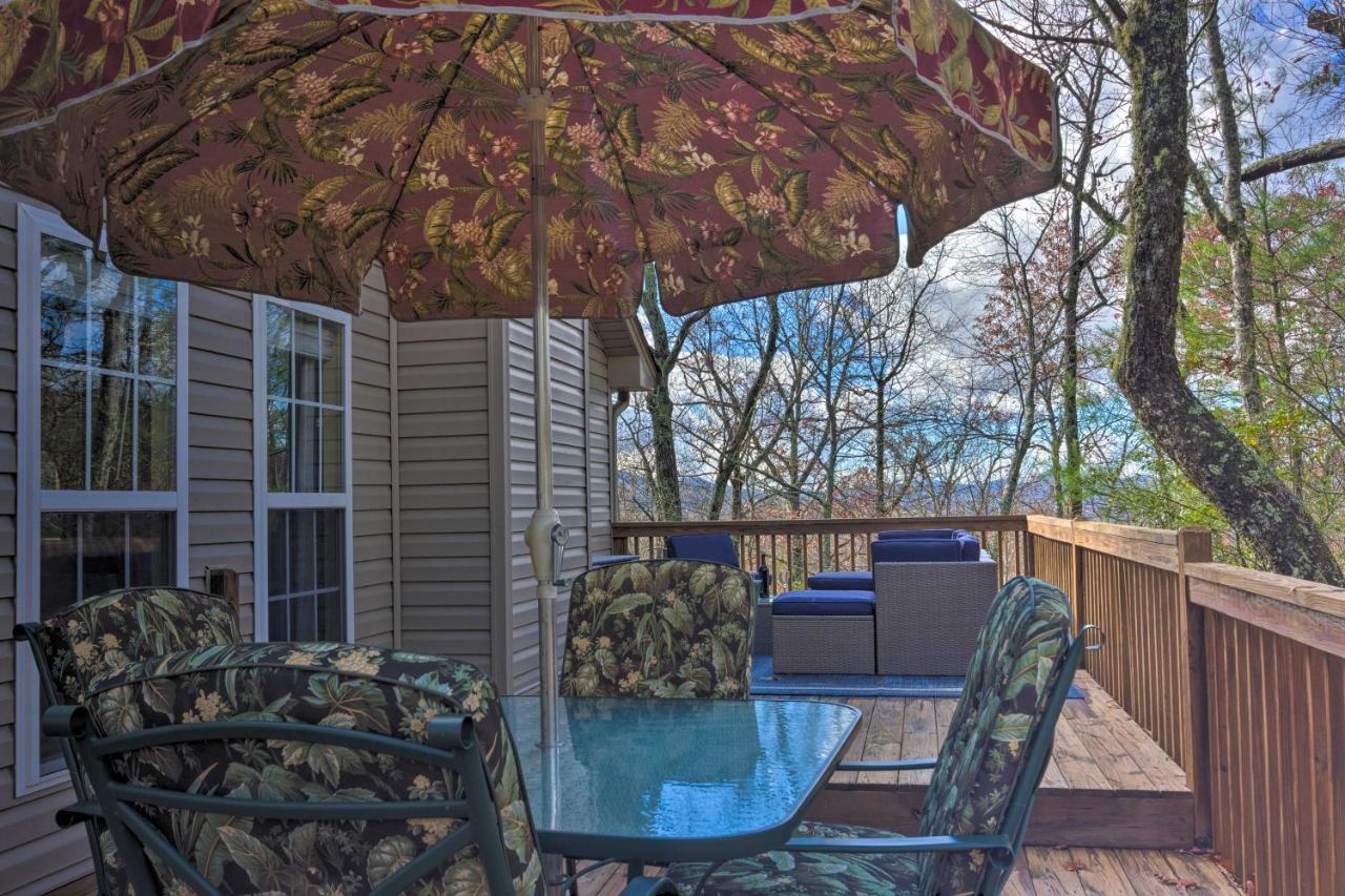 Cozy Sapphire Resort Home With Deck And Mountain Views المظهر الخارجي الصورة